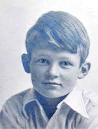 Portraits of people who were living in 1911