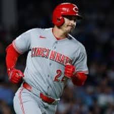Andrew Abbott Secures Third Win as Reds Defeat Guardians