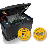 300Ah | 12,8V | 3840Wh | Lithium LiFePO4 Caravan Batterie | integriertes BMS