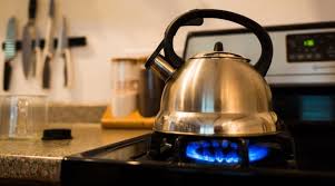 Studies show carbon monoxide concentrations in the kitchen are elevated when the stove is used without using the range hood. Is It Safe To Use Your Gas Stove As A Heater Experts Weigh In Appliances Blog