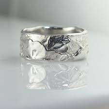 Deciding to tie the knot is an important decision, as is picking a ring that will stand the test of time and, of course, please your partner. Unique Wedding Band For Men For Women Wide Wedding Ring Etsy