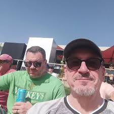 Thomas Dennett (@thomasjddj) • Instagram photos and videos