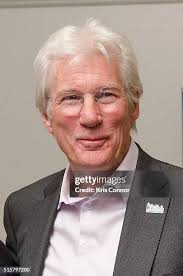 19 Richard Gere Presents Awards At N Street Villages Annual Gala Photos &  High Res Pictures