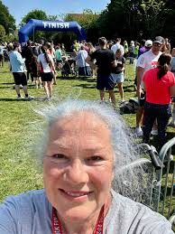 2 podiums in 6 days 🥇🥉 No finish line picture of yesterday's run though .  From racing in the pouring rain last weekend to bright sunshine yesterday  🏃‍♂️