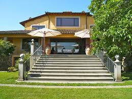 Annunci case da privato a bracciano con clickcase.it, il primo sito di annunci immobiliari da privato a privato. Una Casa Sul Lago Di Bracciano Maria Laura Berlinguer Stile Italiano