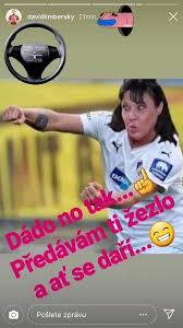 Слова улетают, написанное остается (что написано пером, того не вырубишь топором). Limbersky Zase Provokuje Vysmiva Se Patrasove A Predava Ji Zezlo Za Bouracku V Opilosti Sport Cz