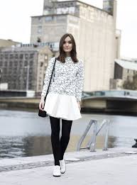 Black And White Dress With Black Tights 30 Perfect Outfits To Wear With Oxford Shoes Fashion Fashion Clothes Women Tights Outfit Winter