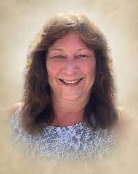 Darcy Weeks's Instagram, Twitter & Facebook