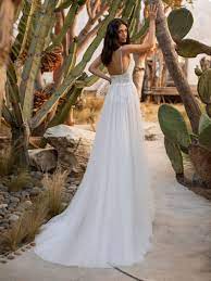 Sie zaubern einen wunderschönen und femininen look: Pronovias Hochzeitskleid Anderson Hochzeitskleid Aus Tull
