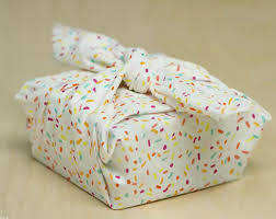 You'll amaze with your pretty wrapping paper skills. 3 Ways To Wrap Gifts In Fabric Learn 3 Easy Ways To Wrap Gifts In Fabric That Require No Sewing Use Holiday Fabric For Festive Gift Wrapping Or Utilize These Techniques