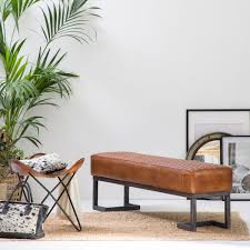 Banc D Entree Cuir Brun En 2020 Decoration Meuble Banc Entree Meuble En Pin