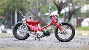 Honda astrea grand is a 100cc motorcycle generation of honda s pretty tough you could say as tough supra x 100cc honda engine that was different from the honda 100cc engine that now more precisely the purpose of astrea grand saia and supra x has performed better than the fit x and revo. Modifikasi Motor Grand Klasik Sedang