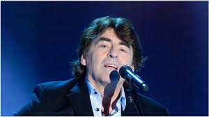 Les plus belles chanso… barzotti, claude. Claude Barzotti Vit Un Calvaire A Cause De Sa Fille Et Du Scandale De Ses Chiens Video Dailymotion