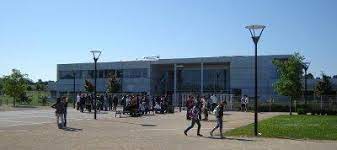 Lycée claude nougaro (monteils) : A La Decouverte Du Lycee A La Decouverte Du Lycee Lycee General Et Technologique Claude Nougaro Caussade Monteils