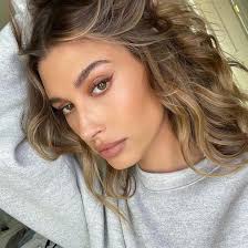 Ainsi, le résultat est l'une des couleurs de cheveux clairs les plus étonnantes et les plus. Blonde Ou Brune Voici Comment Vraiment Savoir Quelle Couleur De Cheveux Vous Va Le Mieux Identite