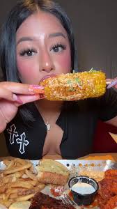 🌶️ Chili’s Mukbang😮‍💨😋 @Chili’s Grill & Bar ULTIMATE SMOKEHOUSE COMBO  10/10!!! #chilismukbang #chilis #eating #foodie #asmr #food #foryou  #nycrestaurants #nyc