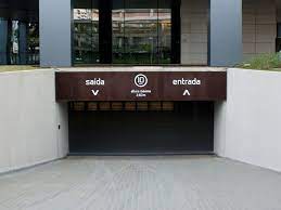 placa de saida e entrada do estacionamento projeto garagem projeto plaza projeto rampa