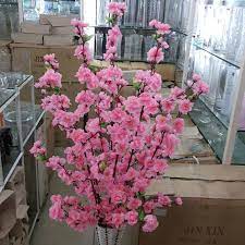 Our lifelike artificial flowers and plants don't smell like the real thing, but they'll give your home a real boost. Artificial Flowers For Decoration Wedding Decor Hydrangeas Large Stamen Plants Artificial Flowers In Pots Silk Plastic Qqc388 Artificial Flowers Artificial Flowers For Decorationflowers For Aliexpress