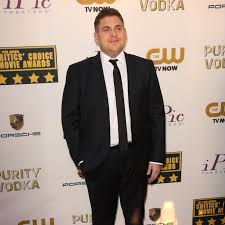 Wear same colored top and pants to look slim. How To Dress If You Re Short Stout And Hefty The Modest Man