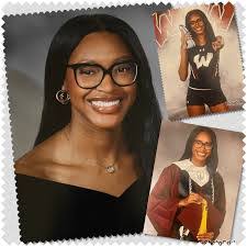 Allison Renfro's Instagram, Twitter & Facebook