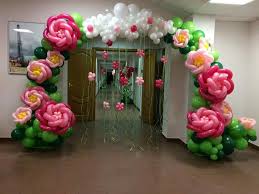 Birthday Flowers And Balloons Images Pin Ot Polzovatelya Gina S Balloon Decor Certifi Na Doske Globos Deformados Y Globoflexia Raduzhnye Shary Idei Ukrasheniya Vecherinki Vozdushnye Shary