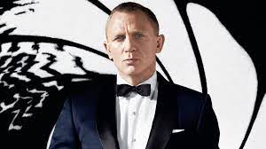 Watch 007 Skyfall 2012 Putlocker Film Complet Streaming En Skyfall La Lealtad De James Bond Hacia M Sera Puesta A Prueba Cuando El Movies Skyfall James Bond