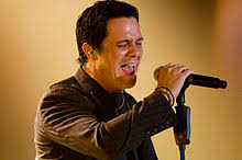 Primary artist, album concept, composer, spanish guitar. Alejandro Sanz Wikipedia