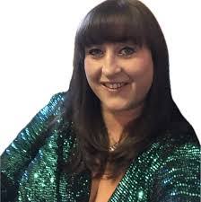 Trish Bradford's Instagram, Twitter & Facebook