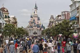 Djokovic confronted again by pressures of paris. Disneyland Paris Eiffel Tower Louvre To Reopen With Limits Los Angeles Times