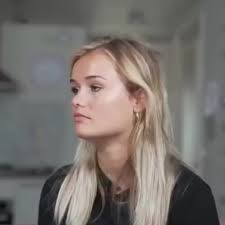 Olga Foulari First Dates Nikos