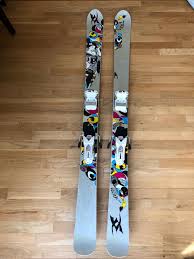 Volkl Volkl Aura Skis 2010 163cm Volkl Aura 163