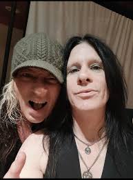 It was great to have some friends at the gig last night.. #kkdowning and  Europe's premier Jimi Hendrix tribute #johncampbell were both there... also  in attendance was my former duo partner Kelly