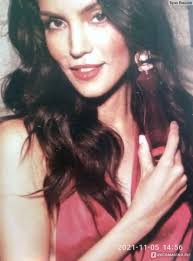 Oriflame Парфюмерная вода Divine Exclusive