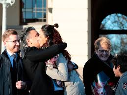 Dette handler ikke om å kristne barn, dette er kultur, kulturarv og tradisjoner. Derfor Vekker Kulturminister Abid Raja Sa Mye Engasjement