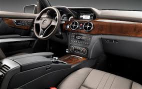 2013 Mercedes Benz Glk250 Bluetec First Drive Motor Trend Mercedes Glk Mercedes Benz Best Midsize Suv