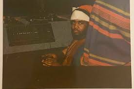He was born on january 11, 1971. Anq3xmrefwlp7m