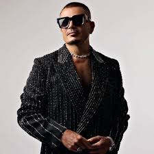 Image result for tbn:ThJbLJ9iWaHS_M::www.amrdiab.net/wallpapers/AmrDiab_Net_Kammel%2520(6).jpg