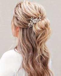 Opt for relaxed curls, pin the top hair in a ponytail and attach la piece de resistance. Wedding Guest Hairstyles 42 The Most Beautiful Ideas