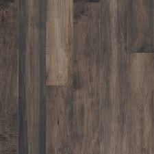 Versailles Maple Is A Beautiful Northern Maple That Offers Smooth Graining With Subtle Ha Engineered Wood Floors Rustic Hardwood Hardwood Floors Dark