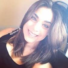 Eileen Hidalgo's Instagram, Twitter & Facebook