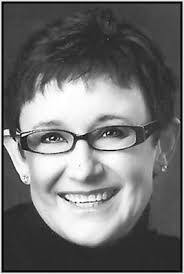 Renee Dill's Instagram, Twitter & Facebook