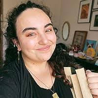 Melissa Loucks's Instagram, Twitter & Facebook