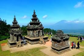 Candi gedong songo) is a group of hindu temples located in central java, indonesia. Candi Gedong Songo Sejarah Lokasi Dan Keindahannya Wajib Kesini