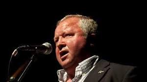 Quince intérpretes disputan la cuarta eliminatoria del concurso de El  Entrego