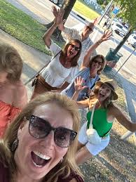 Spent an amazing 30 hrs with Crystal Wyckoff Scillitani Crystal Laney  Stickel and Kelly ( who makes amazing dessert-IYKYK) Loved dancing and  singing with your amazing friends! Arlo clearly loved his Aunt