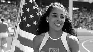 Joyner died unexpectedly of an epileptic seizure on september 21, 1998, at her home in mission viejo, california. The Wright Museum Auf Twitter Otd In 1998 Florence Delorez Flo Jo Griffith Joyner Hall Of Fame Track And Field Athlete Died She Still Holds World Records Today Https T Co 2553ahdsxs