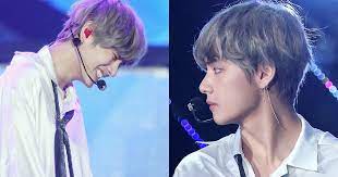 Even they aren't immune to v's charms! 25 Gifs That Prove Bts V S Visuals Wins Over Camera Angles Lighting And Accessories Koreaboo