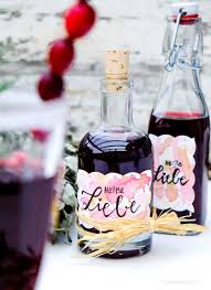 Heisse Liebe Likor Geschenke Aus Der Kuche Was Eigenes Rezept Likor Rezepte Weihnachten Likor Selber Machen Weihnachten Getranke Weihnachten
