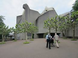 Der wallfahrtsdom und das kloster „maria königin des gottfried böhm, der plastiker unter den deutschen baumeistern, ist im alter von 101 jahren in köln. Kirchenbauskulpturen Eine Vortragsreihe Zum 100 Geburtstag Von Gottfried Bohm Katholisches Koeln