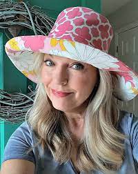 Learn How To Make A Reversible Floppy Sun Hat The Perfect Addition To Your Summer Wardrobe Ashley Nickels Will Show You How To Hats Teaching Sewing Sun Hats